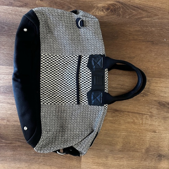 TOMS Linen Woven Weekender Duffle Bag Black White Adjustable Strap - Picture 2 of 6